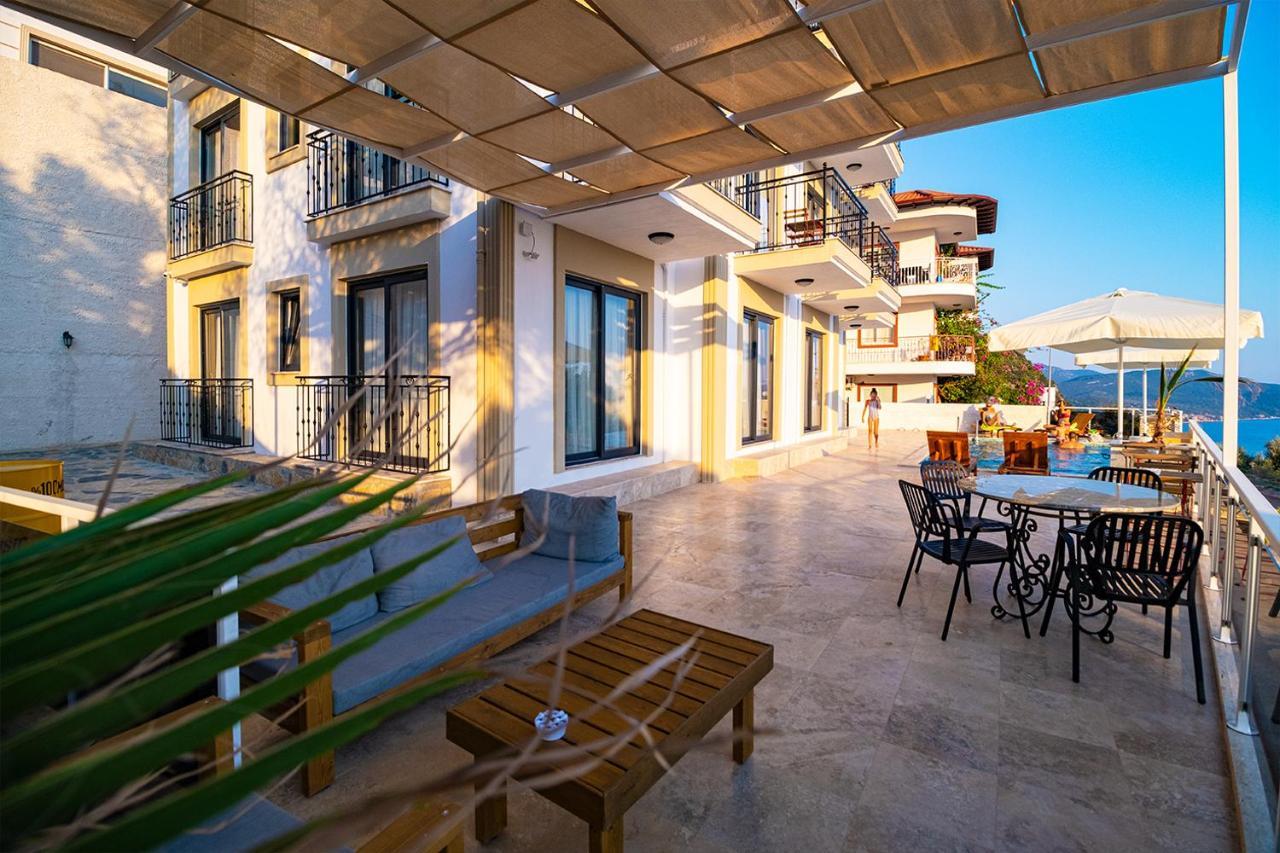 Granda Likarba Apart Kas Exterior photo